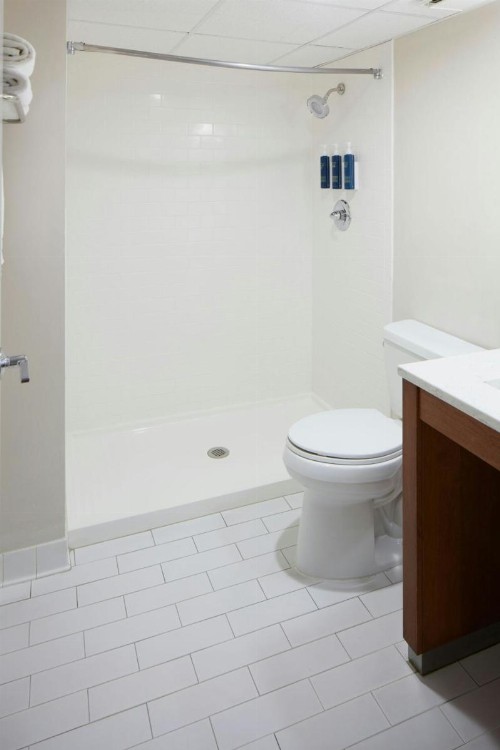 Four Points by Sheraton Virginia Beach Oceanfront - image 21