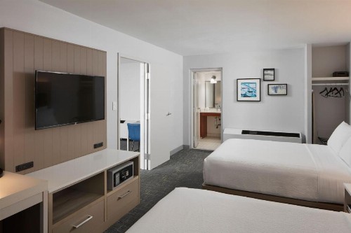 Four Points by Sheraton Virginia Beach Oceanfront - image 43