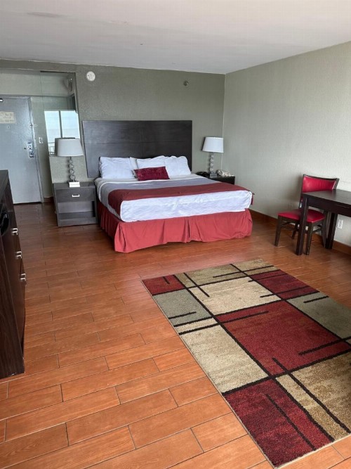 Best Western Plus Sandcastle Beachfront Hotel - image 14