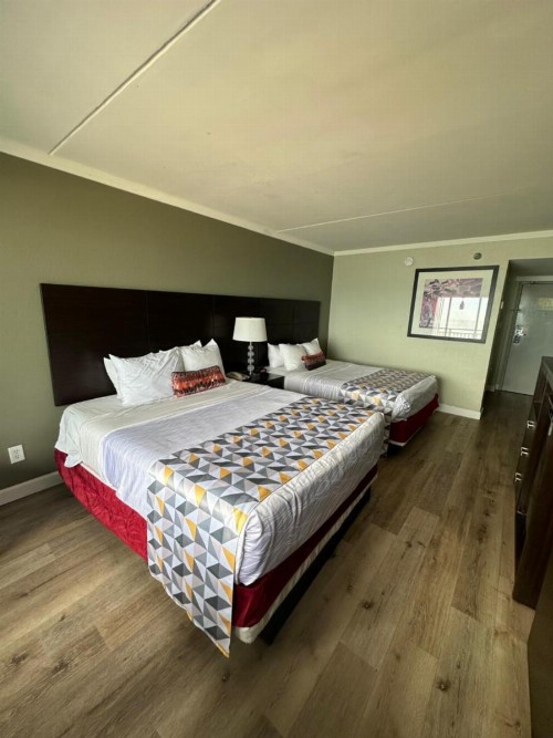 Best Western Plus Sandcastle Beachfront Hotel - image 28