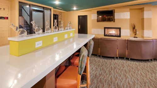 Best Western Plus Sandcastle Beachfront Hotel - image 29
