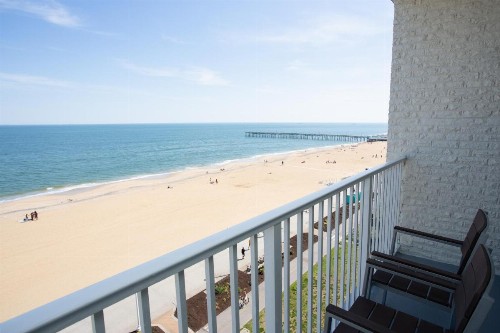 Super 8 by Wyndham Virginia Beach Oceanfront - image 19