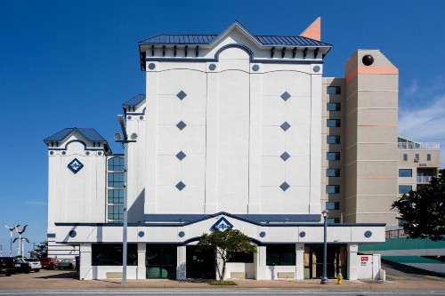 Super 8 by Wyndham Virginia Beach Oceanfront - image 48