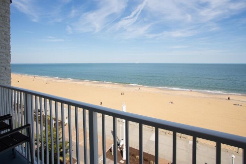 Super 8 by Wyndham Virginia Beach Oceanfront - image 8