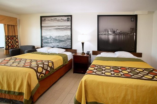 Super 8 by Wyndham Virginia Beach Oceanfront - image 9