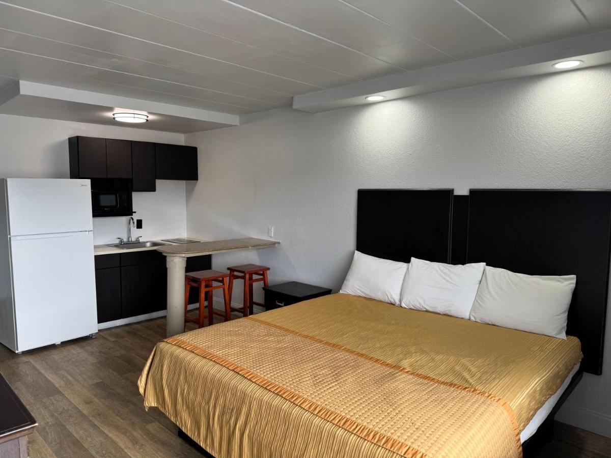 Belmont Inn & Suites Virginia Beach - image 3