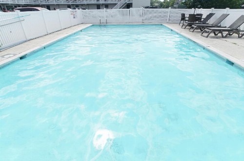 Seashire Inn & Suites - image 25