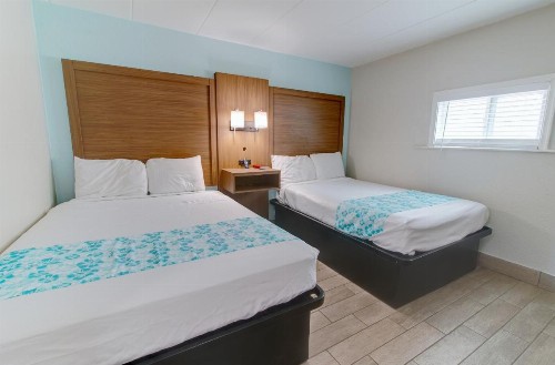 Seashire Inn & Suites - image 32