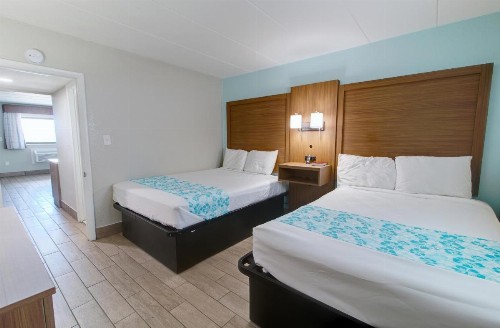 Seashire Inn & Suites - image 34