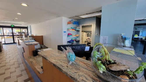 Four Sails Resort - image 6