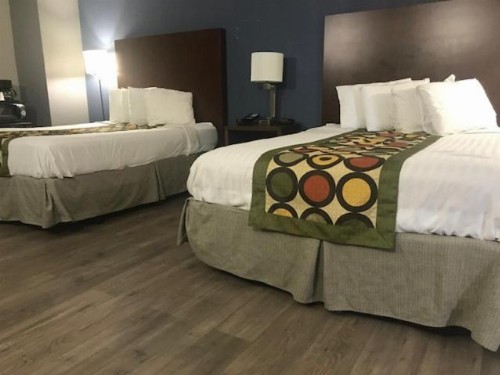 Alamar Resort Inn - image 20
