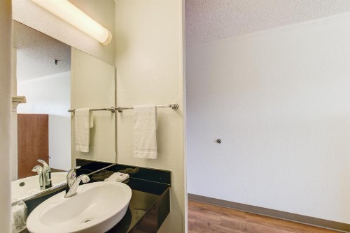 Motel 6 Virginia Beach - image 10