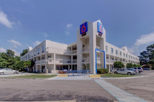 Motel 6 Virginia Beach - image 35