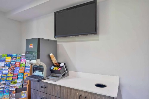 Motel 6 Virginia Beach - image 50