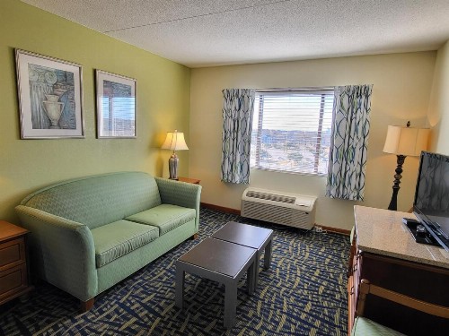 Capes Hotel - image 18