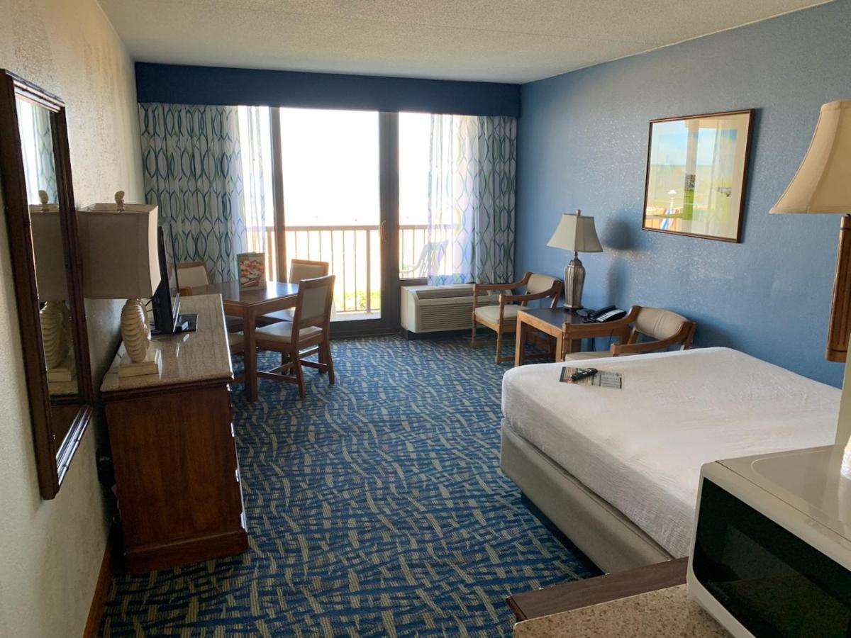 Capes Hotel - image 2