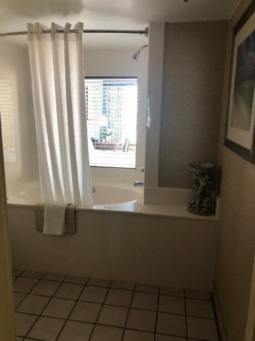 Capes Hotel - image 22