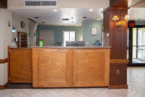 Capes Hotel - image 23