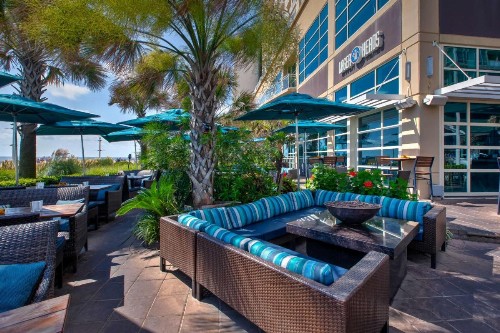 Hilton Garden Inn Virginia Beach Oceanfront - image 4