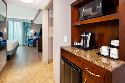 Hilton Garden Inn Virginia Beach Oceanfront - image 49