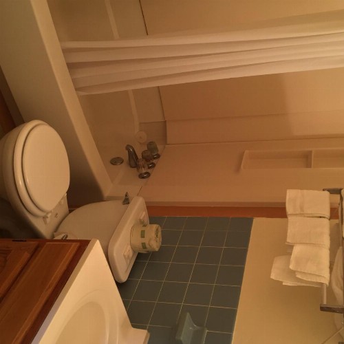MacThrift Motor Inn - image 23