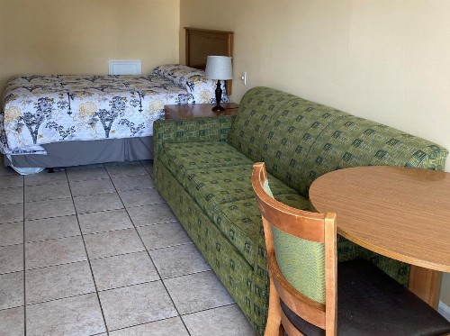 Ocean Cove Motel - image 2