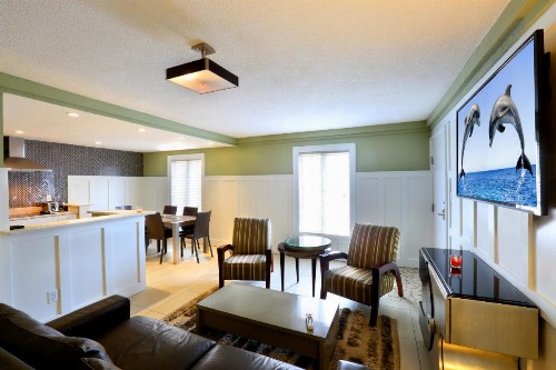 Plaza 2700 Luxury Beach Suites - image 9