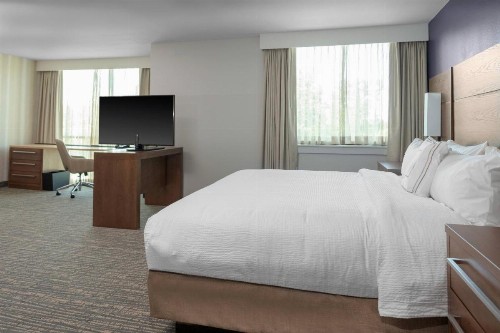 Residence Inn Virginia Beach Town Center - image 8