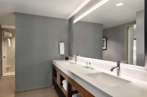 Hyatt Place Virginia Beach Town Center - image 2