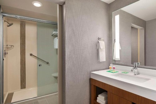 Hyatt Place Virginia Beach Town Center - image 4