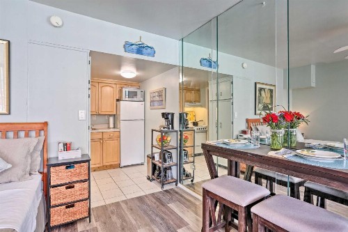 Virginia Beach Studio with Balcony and Pool View! - image 8