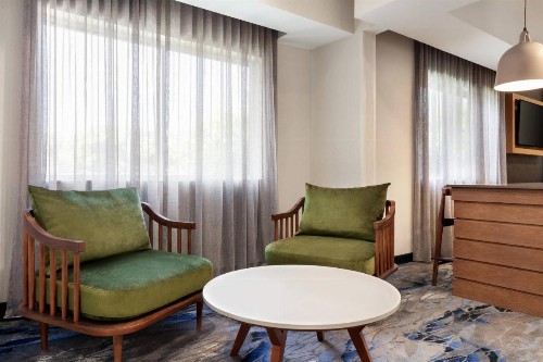 Fairfield Inn by Marriott Visalia Sequoia - image 10