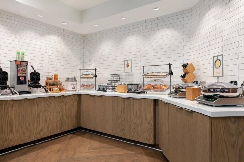 Fairfield Inn by Marriott Visalia Sequoia - image 19