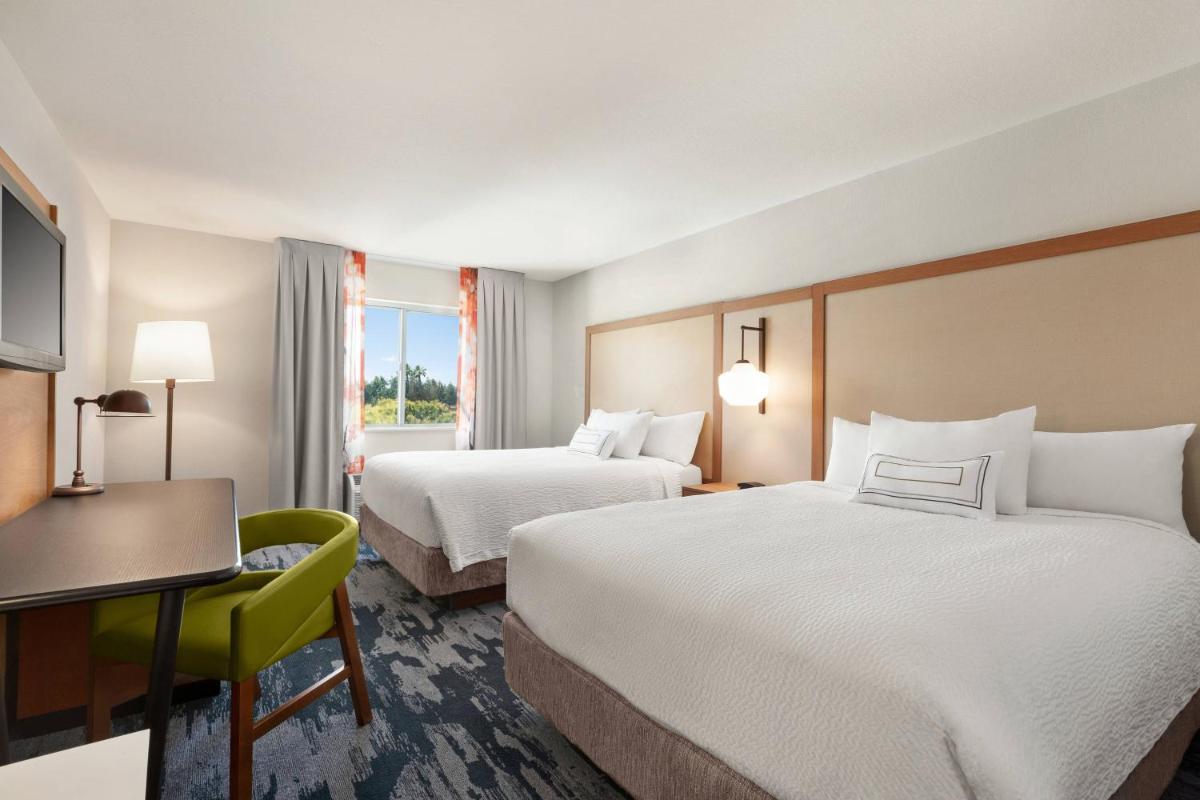 Fairfield Inn by Marriott Visalia Sequoia - image 3