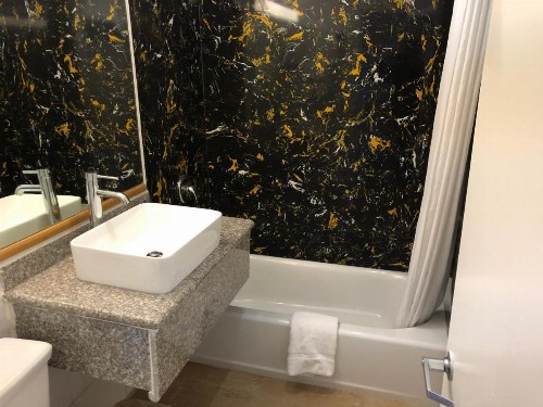 Americas Best Value Inn Visalia - image 12