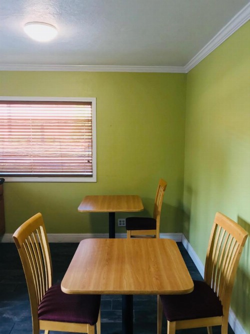 Americas Best Value Inn Visalia - image 19