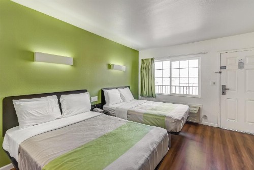 Motel 6-Visalia CA - image 23
