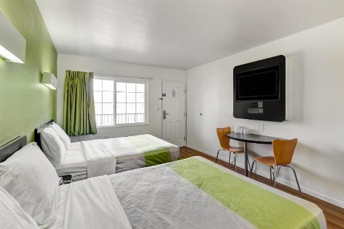 Motel 6-Visalia CA - image 24