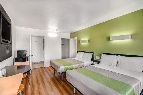 Motel 6-Visalia CA - image 9