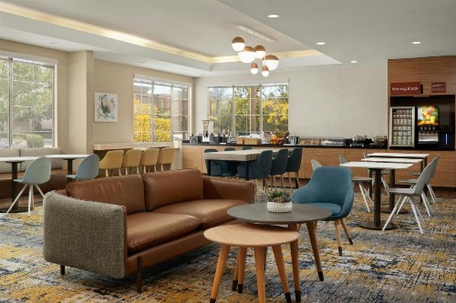 TownePlace Suites by Marriott San Diego Carlsbad / Vista - image 7