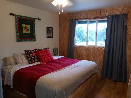 Aloha Crater Lodge and Lava Tube Tours - image 5