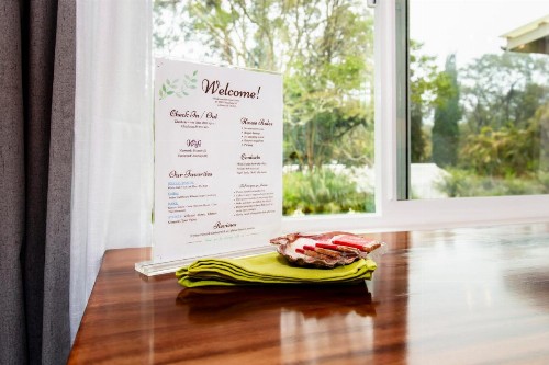 Aloha Junction Bed & Breakfast - image 28