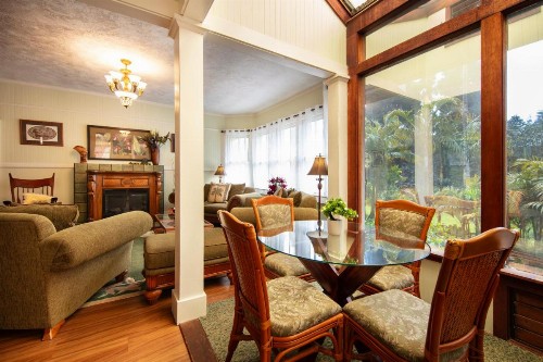 Aloha Junction Bed & Breakfast - image 37