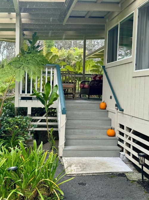 Aloha Junction Bed & Breakfast - image 7