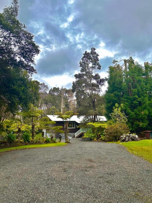 Volcano Hideaway Hale as seen on HGTV - image 1