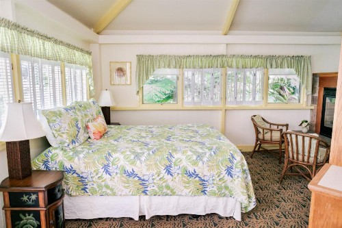 Kilauea Lodge and Restaurant - image 7