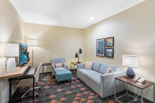 Holiday Inn Hotel & Suites Waco Northwest an IHG Hotel - image 15