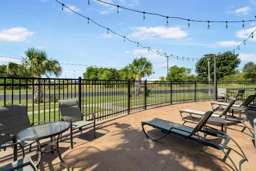 Holiday Inn Hotel & Suites Waco Northwest an IHG Hotel - image 4