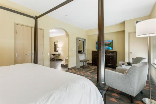 Holiday Inn Hotel & Suites Waco Northwest an IHG Hotel - image 6
