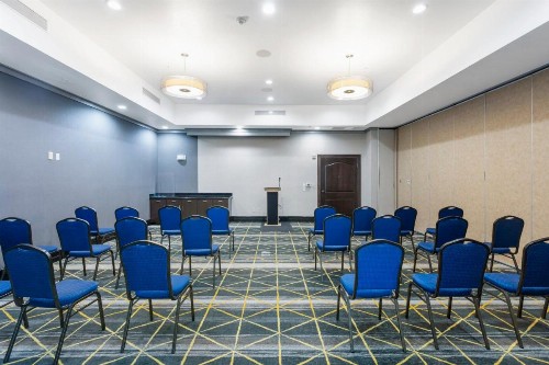 Holiday Inn Hotel & Suites Waco Northwest an IHG Hotel - image 9